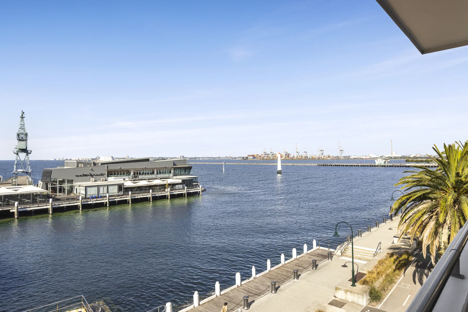 Additional image 3 of 19/105 Beach Street, Port Melbourne VIC 3207
