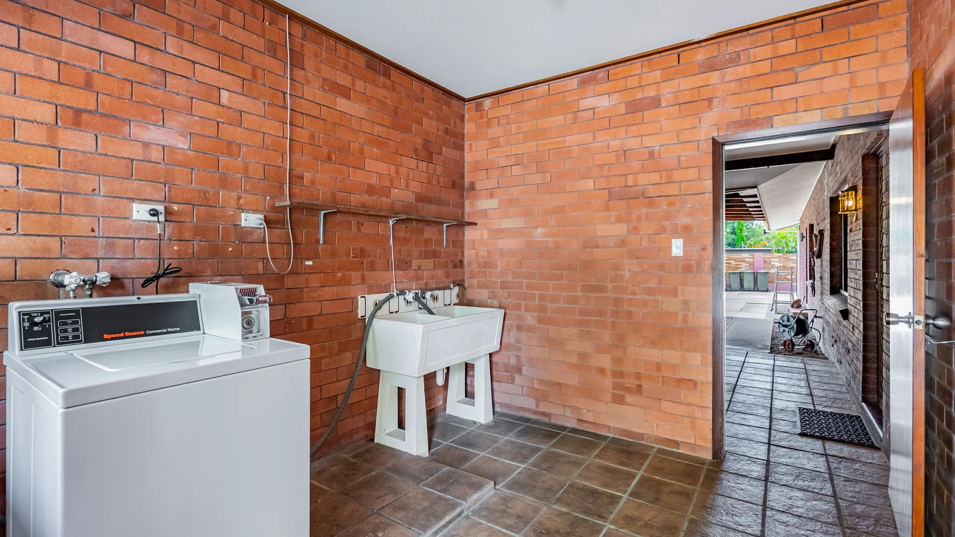 Additional image 15 of 9 Mimosa Street, Holloways Beach QLD 4878