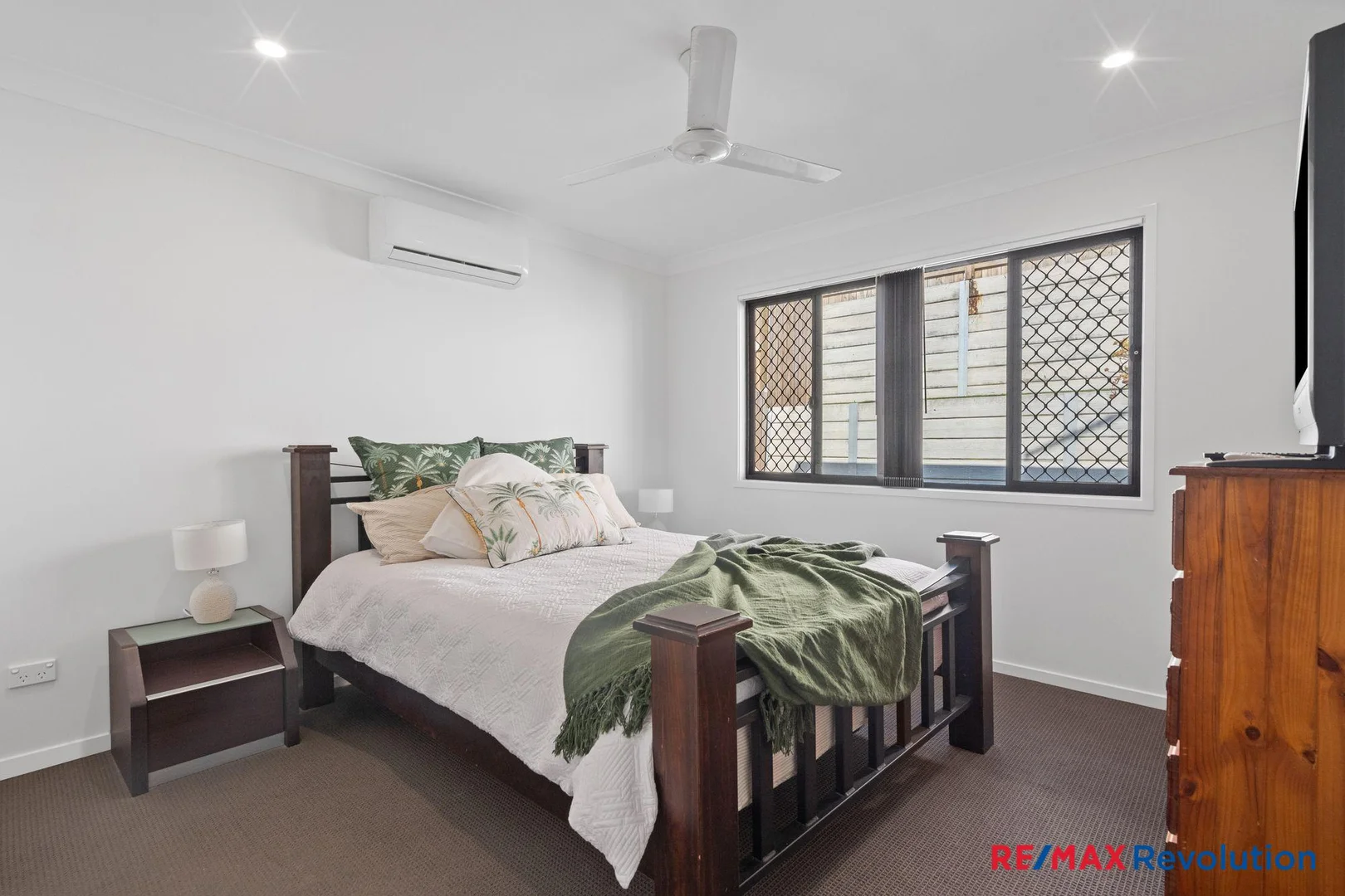 Additional image 10 of 114 Dysart Drive, Holmview QLD 4207