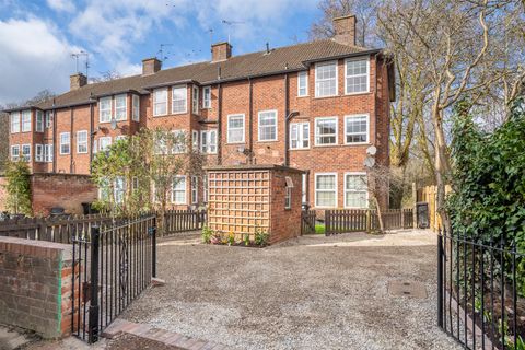 Holly Terrace, Fulford, York YO10