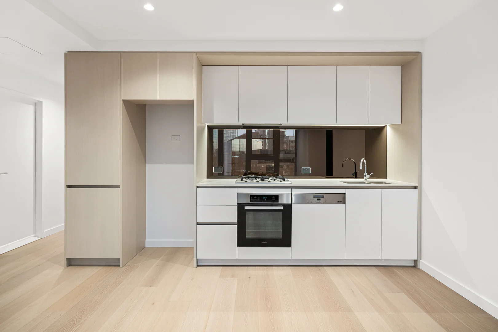 Additional image 5 of 3402/628 Flinders Street, Docklands VIC 3008