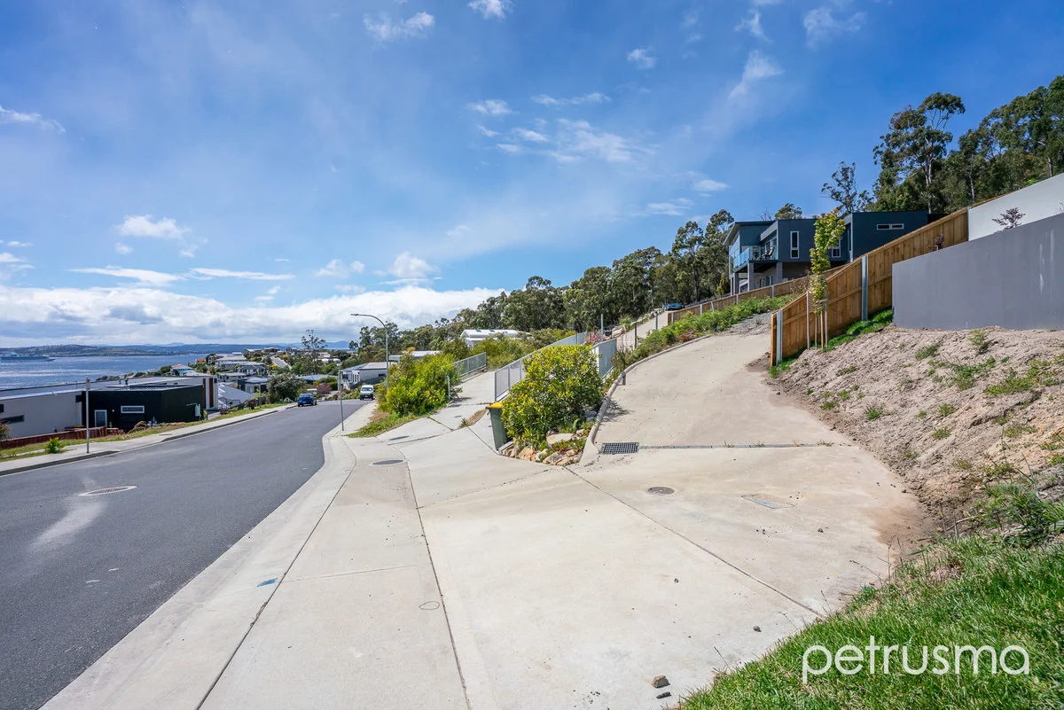 Additional image 10 of 19 Bluebush Crescent, Blackmans Bay TAS 7052