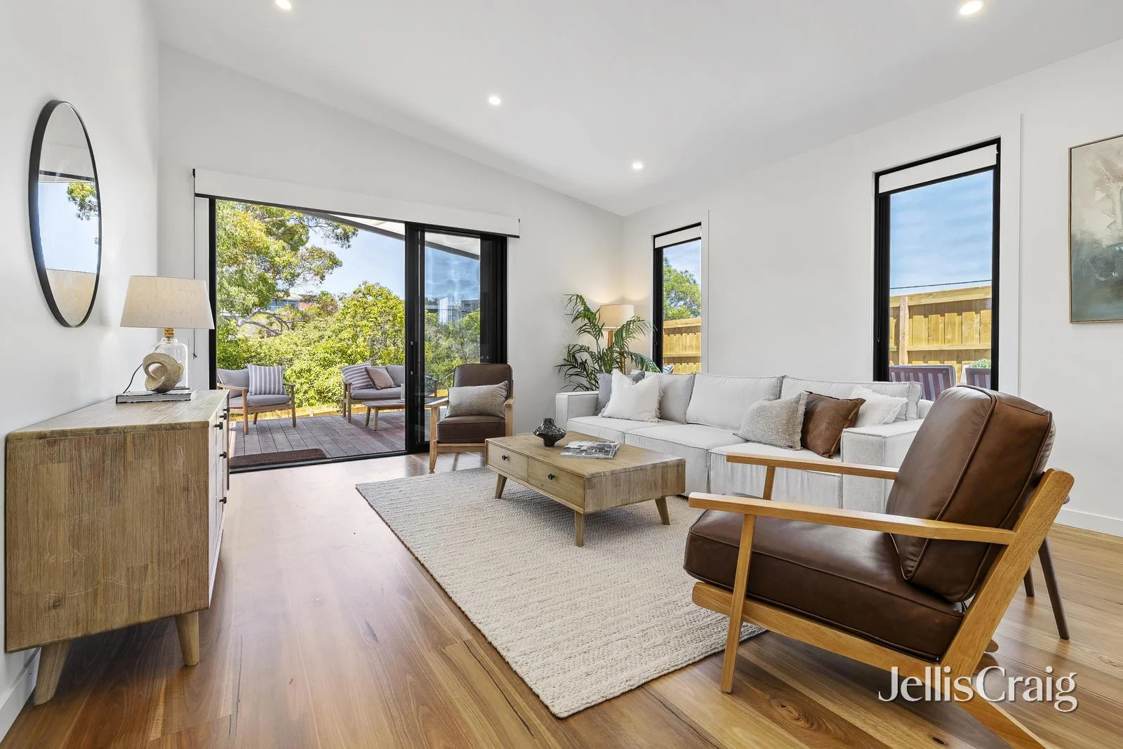 10 Grandview Avenue, Rye VIC 3941