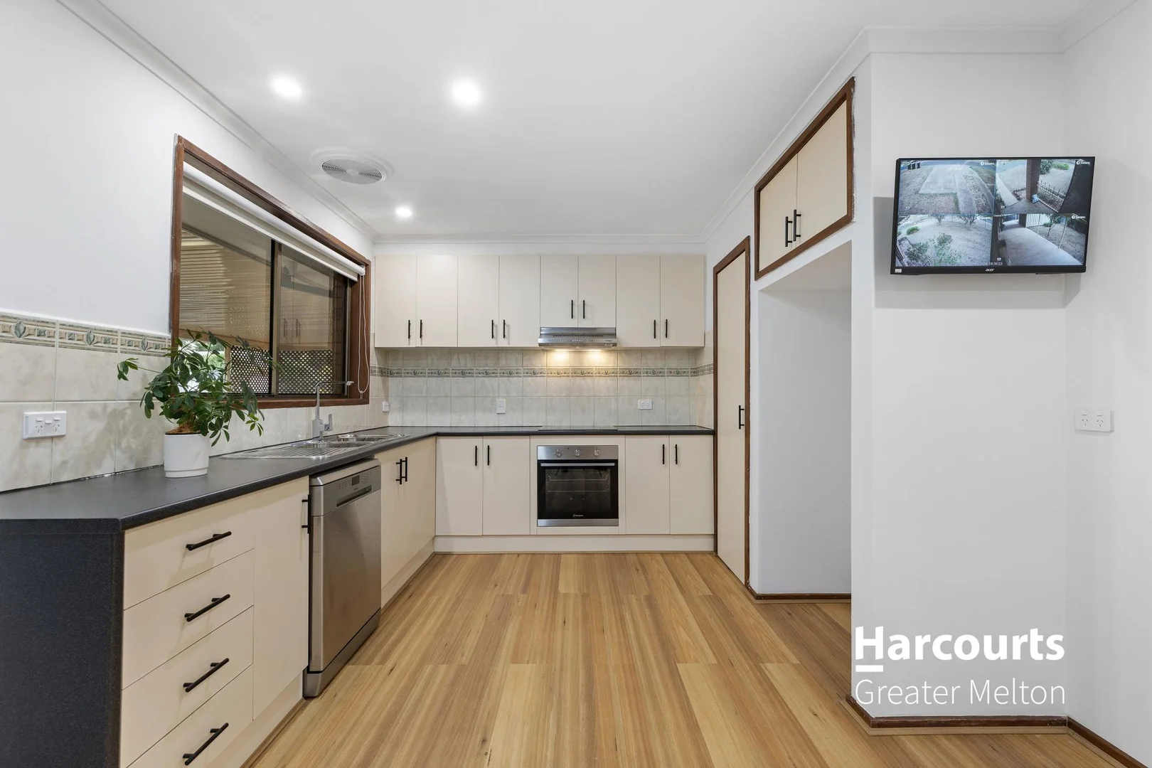 Additional image 2 of 64 Argyll Circuit, Melton West VIC 3337