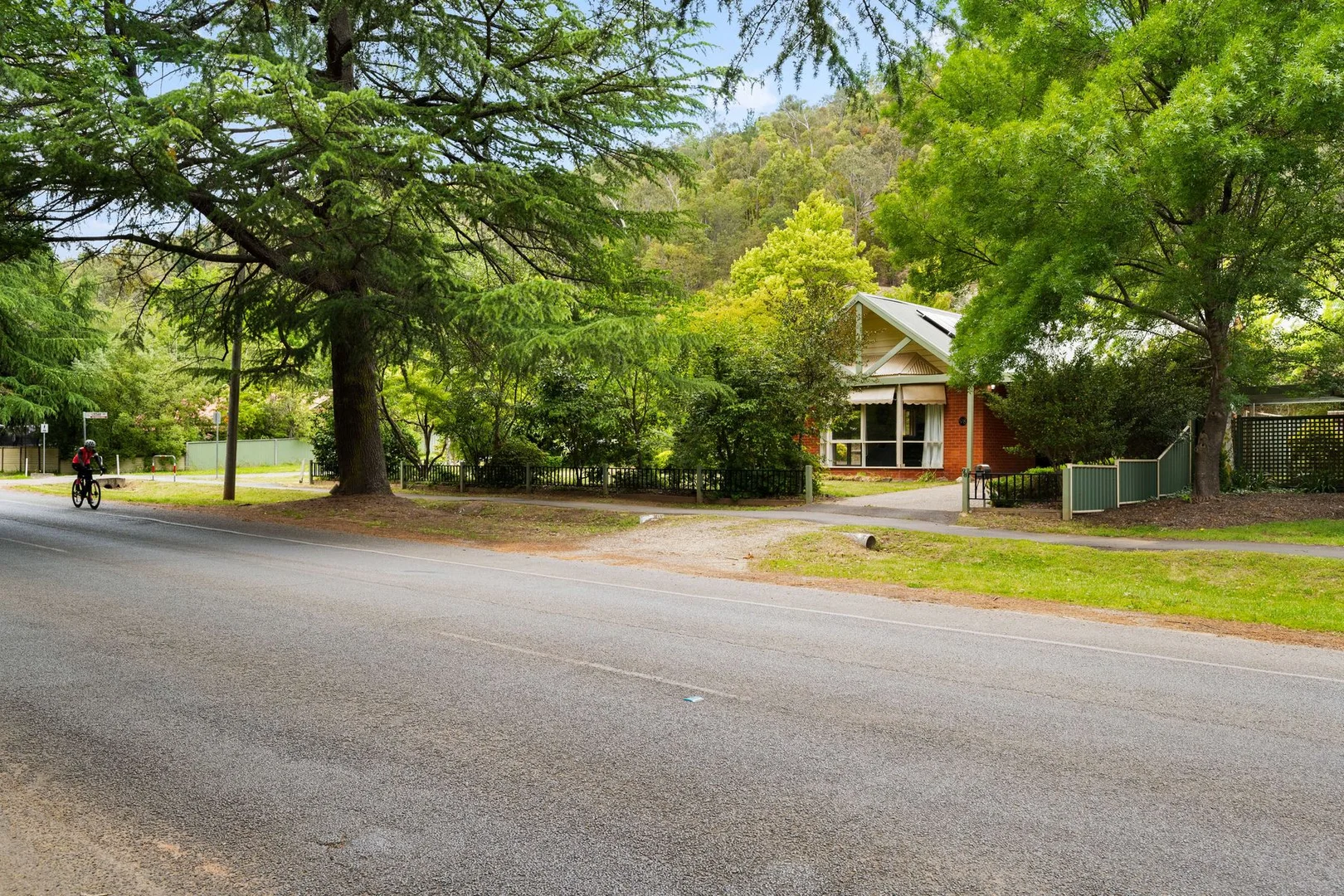 Additional image 18 of 98 Delany Avenue, Bright VIC 3741