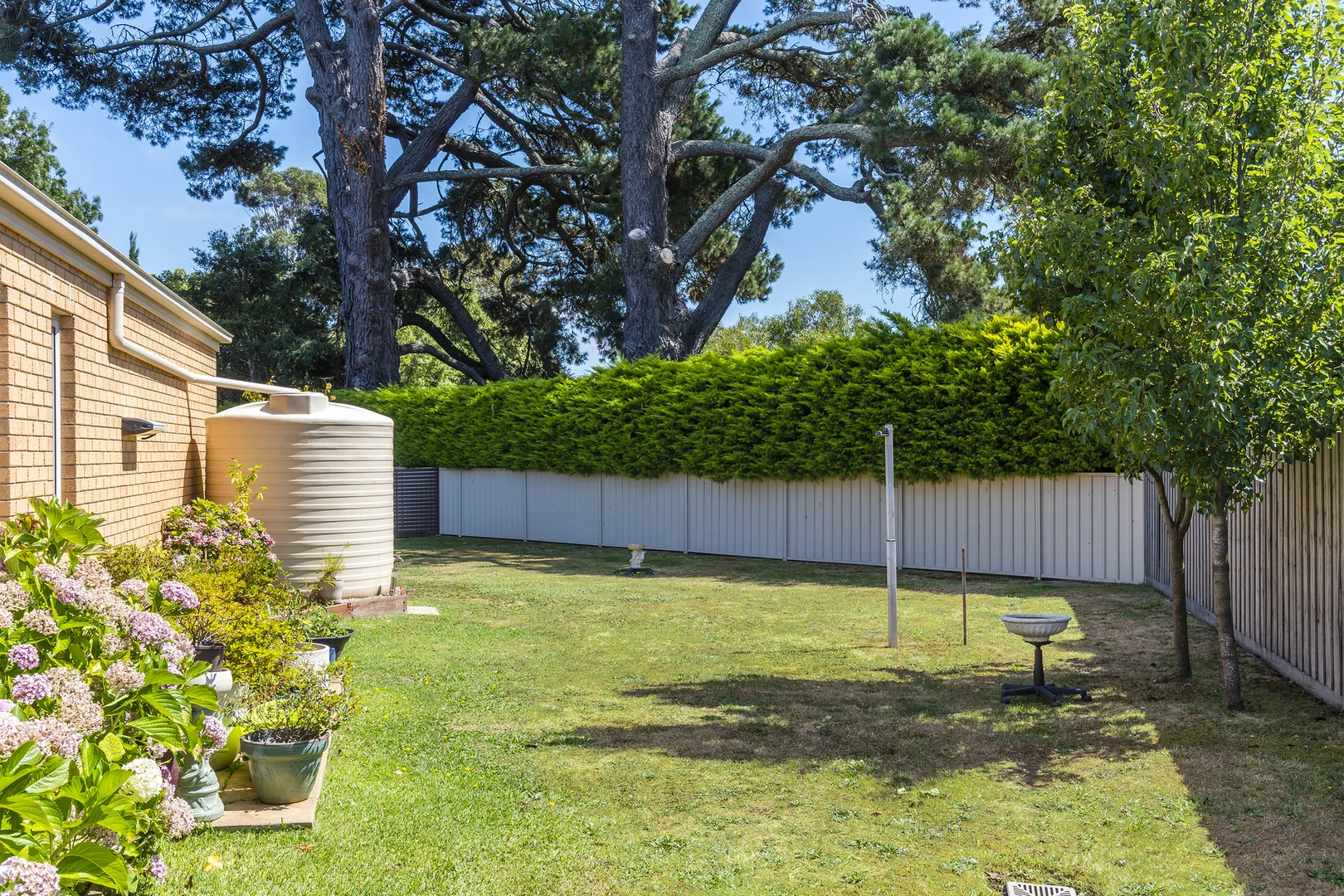 Additional image 20 of 4 Adam Close, Woodend VIC 3442