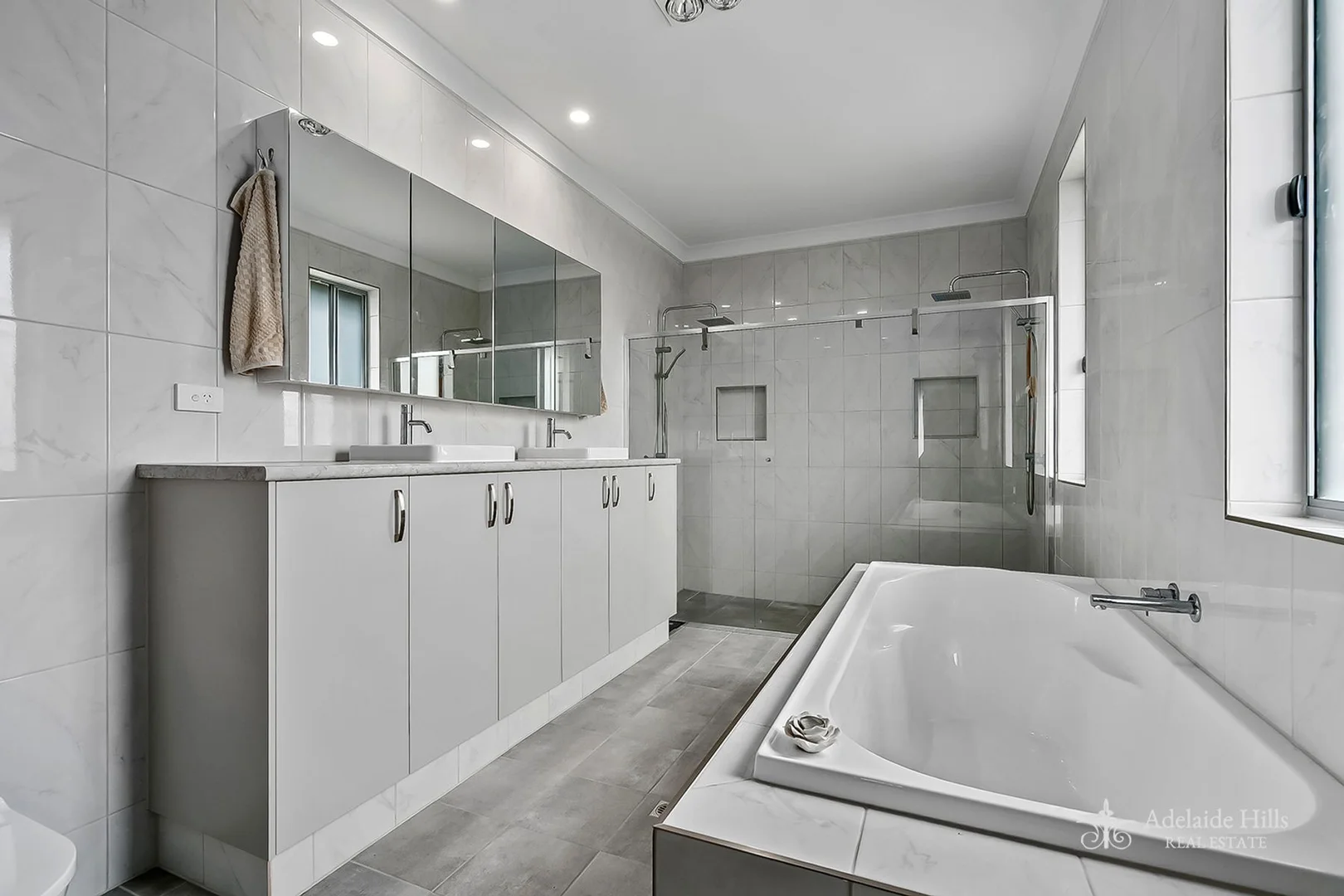 Additional image 11 of 2 Crawford Walk, Mount Barker SA 5251