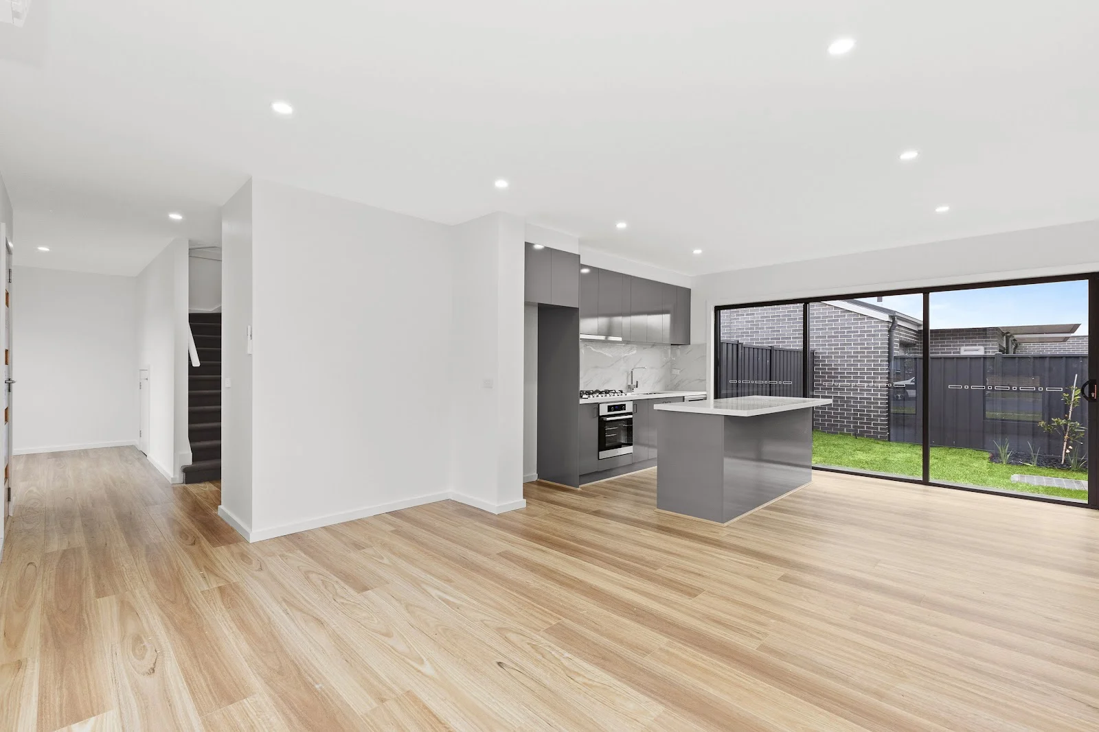 Additional image 6 of 1&8/4 Hillside Street, Springvale VIC 3171