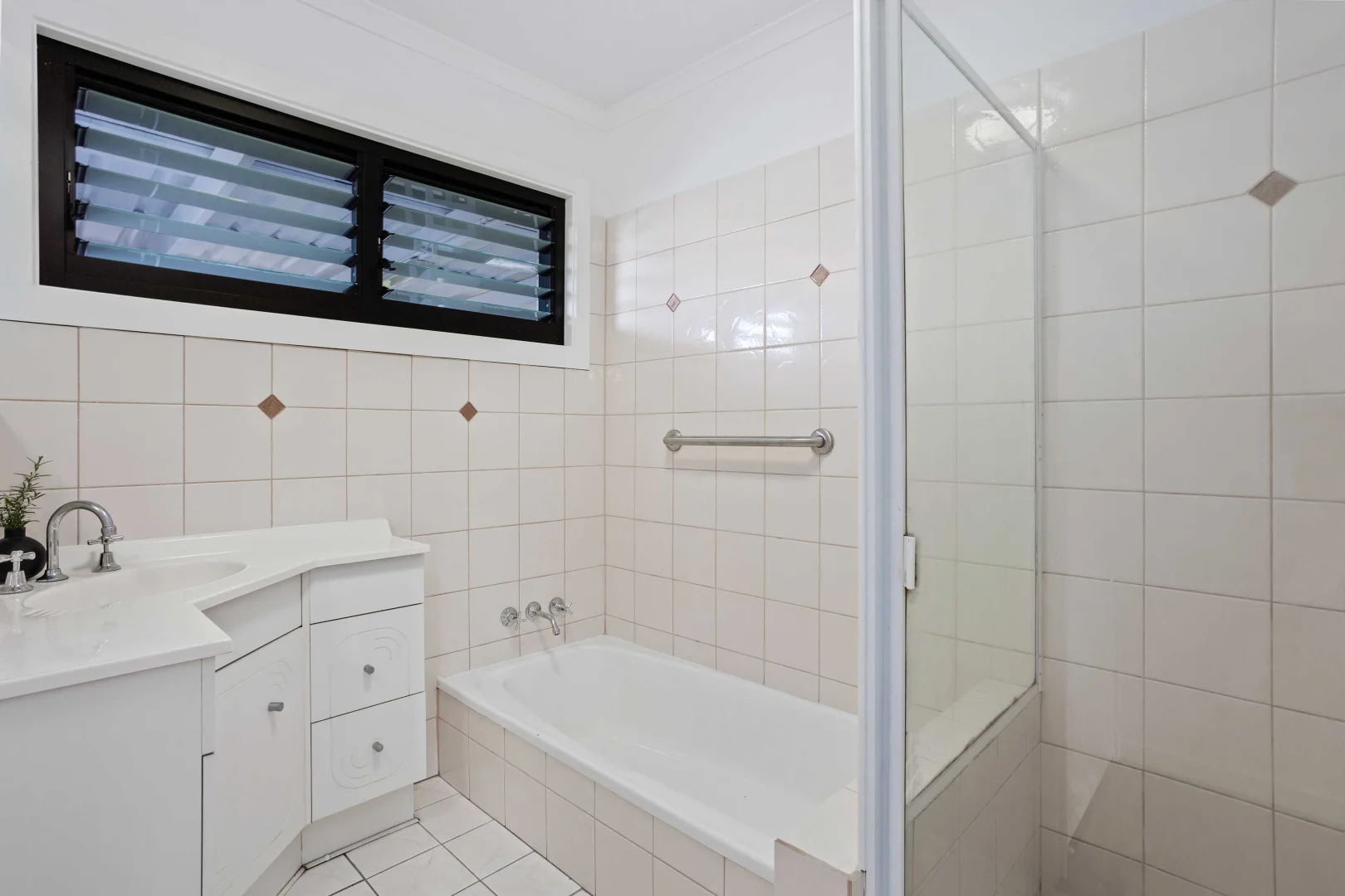 Additional image 12 of 12 Myrtle Court, Palm Beach QLD 4221