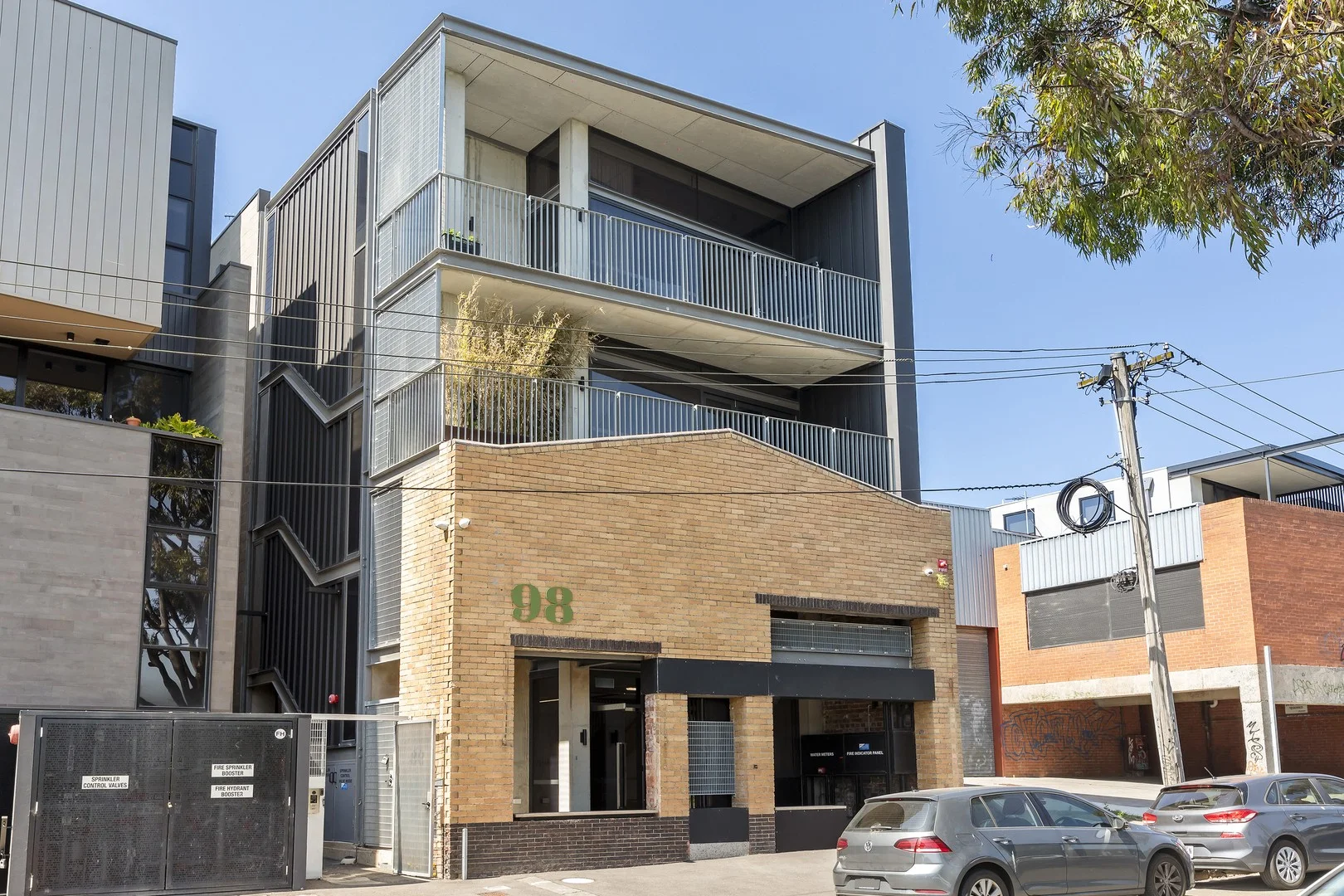 98 Munster Terrace, North Melbourne VIC 3051