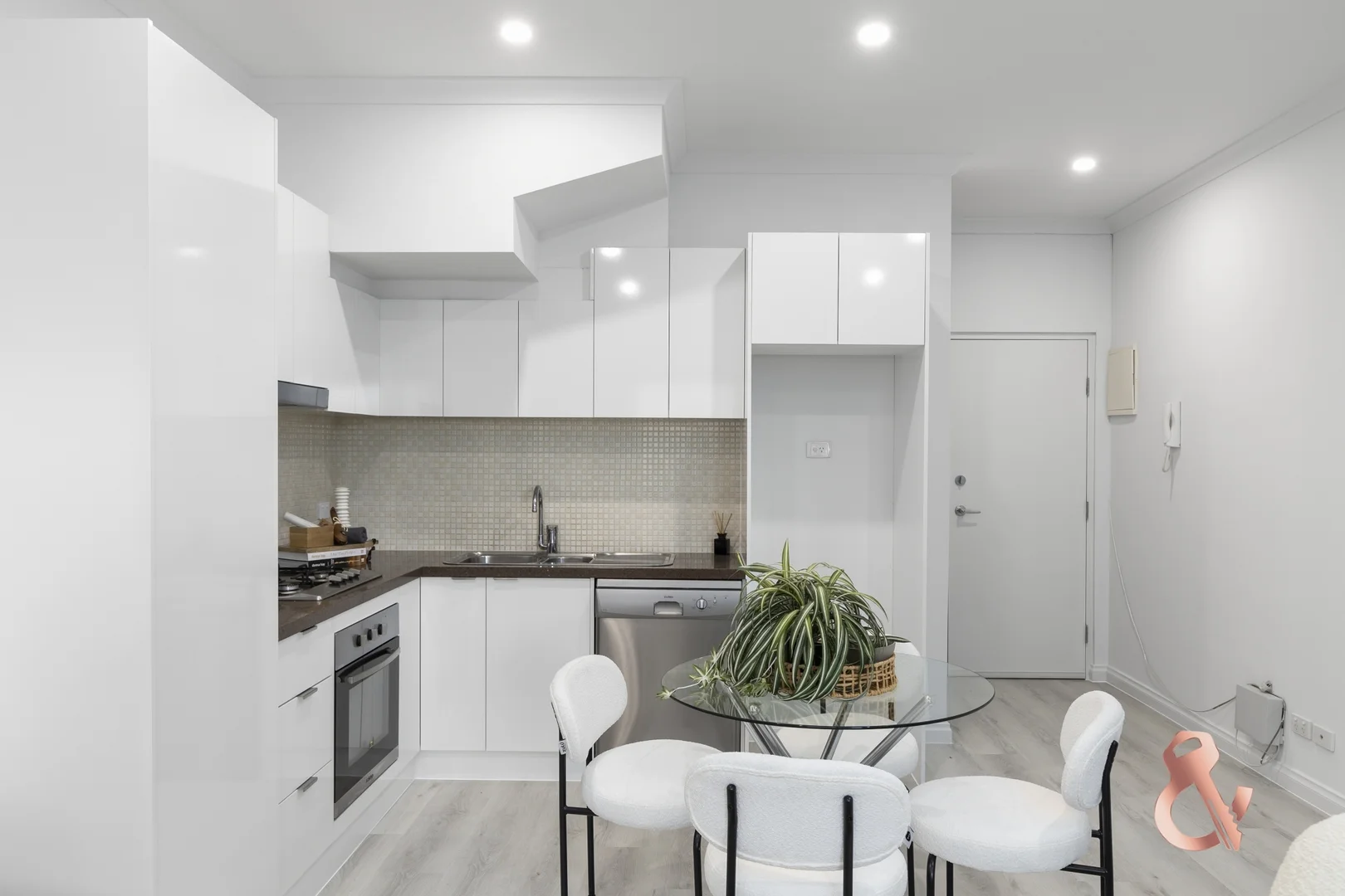 Additional image 3 of 2/160 Sydney Road, Brunswick VIC 3056