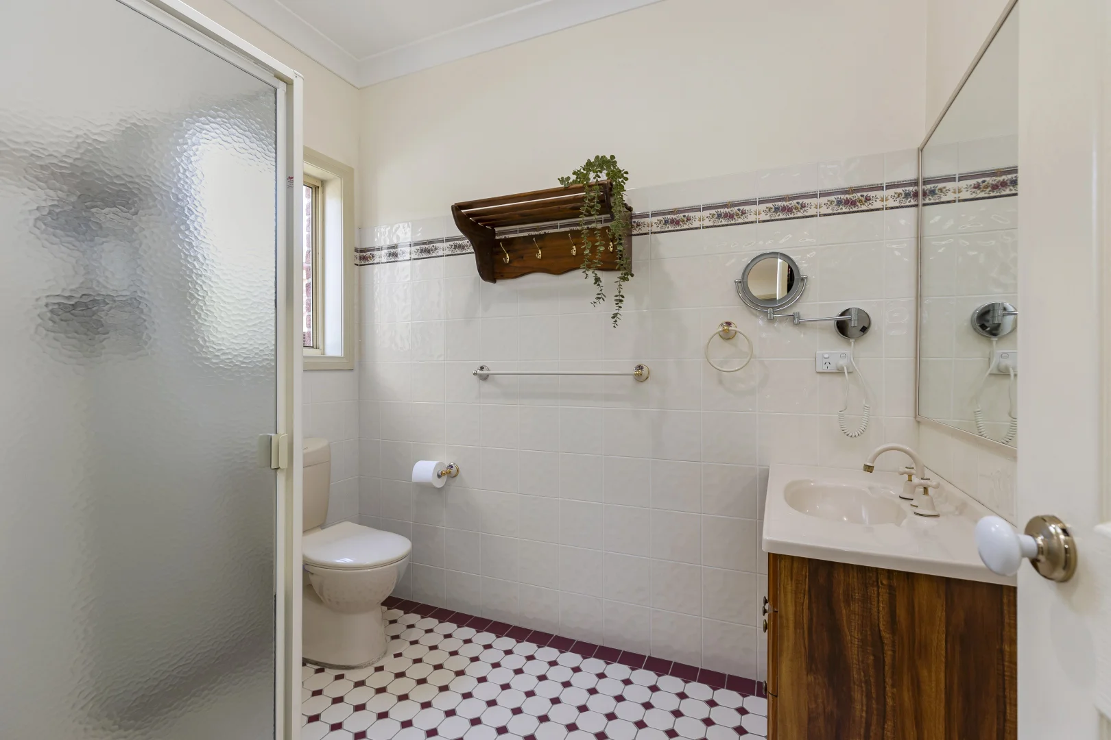 Additional image 13 of 213 Punch Street, Gundagai NSW 2722