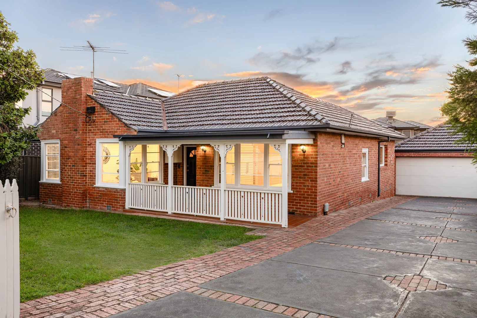 33 Atkinson Street, Chadstone VIC 3148