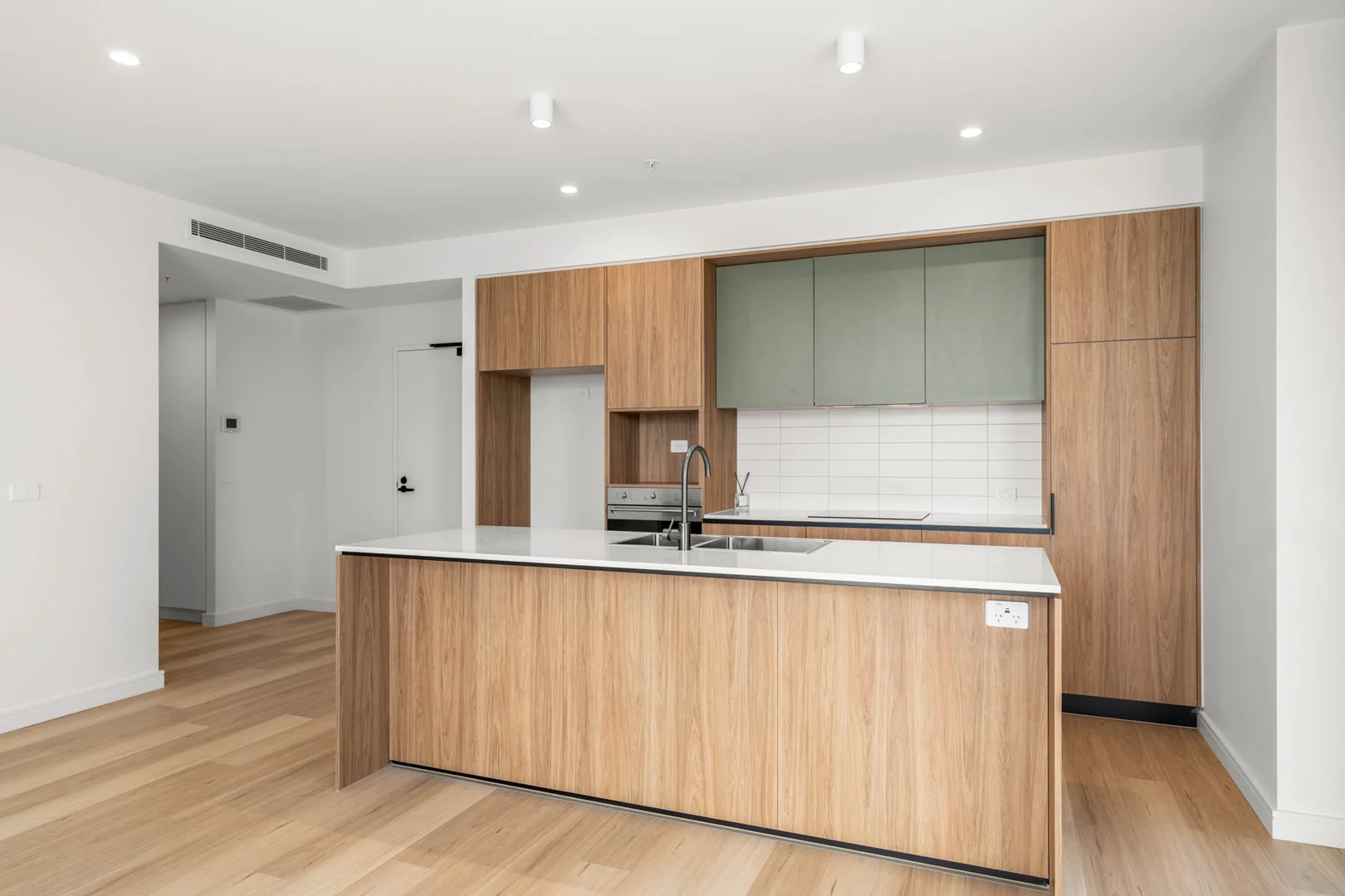 Additional image 5 of 402/11 National Park Street, Newcastle NSW 2300