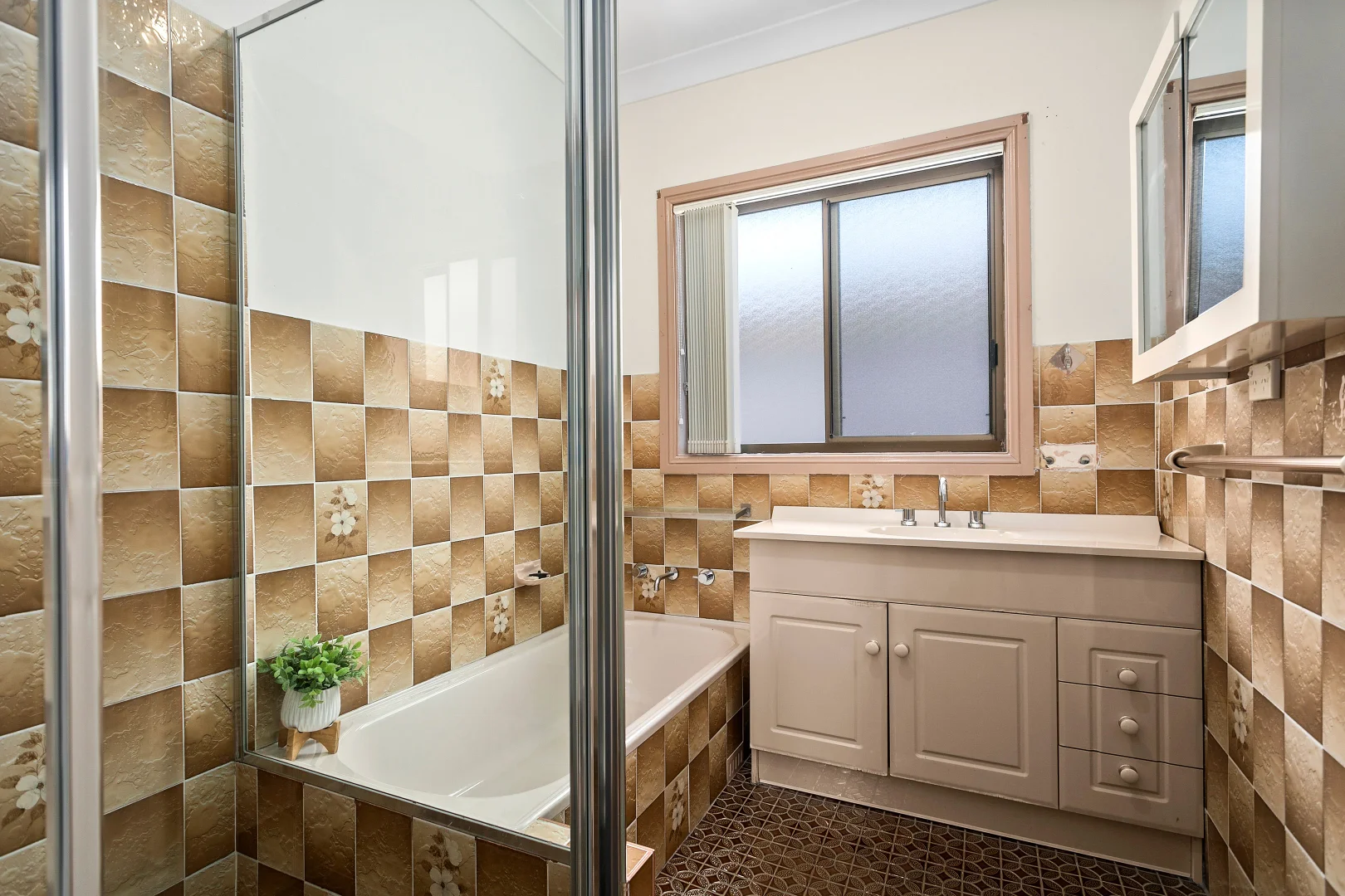 Additional image 9 of 54 Minda Crescent, Oak Flats NSW 2529