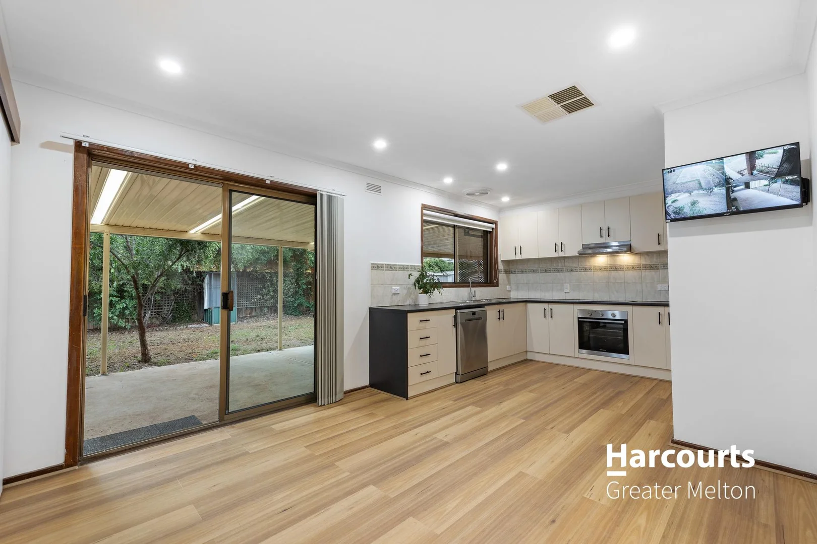 Additional image 4 of 64 Argyll Circuit, Melton West VIC 3337