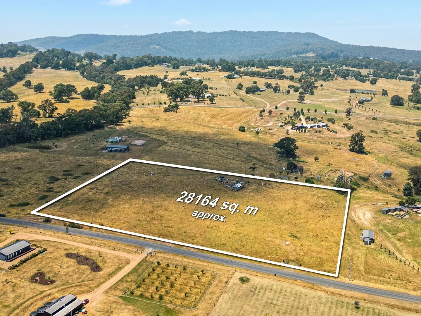 33 Ambrose Drive, Tolmie VIC 3723