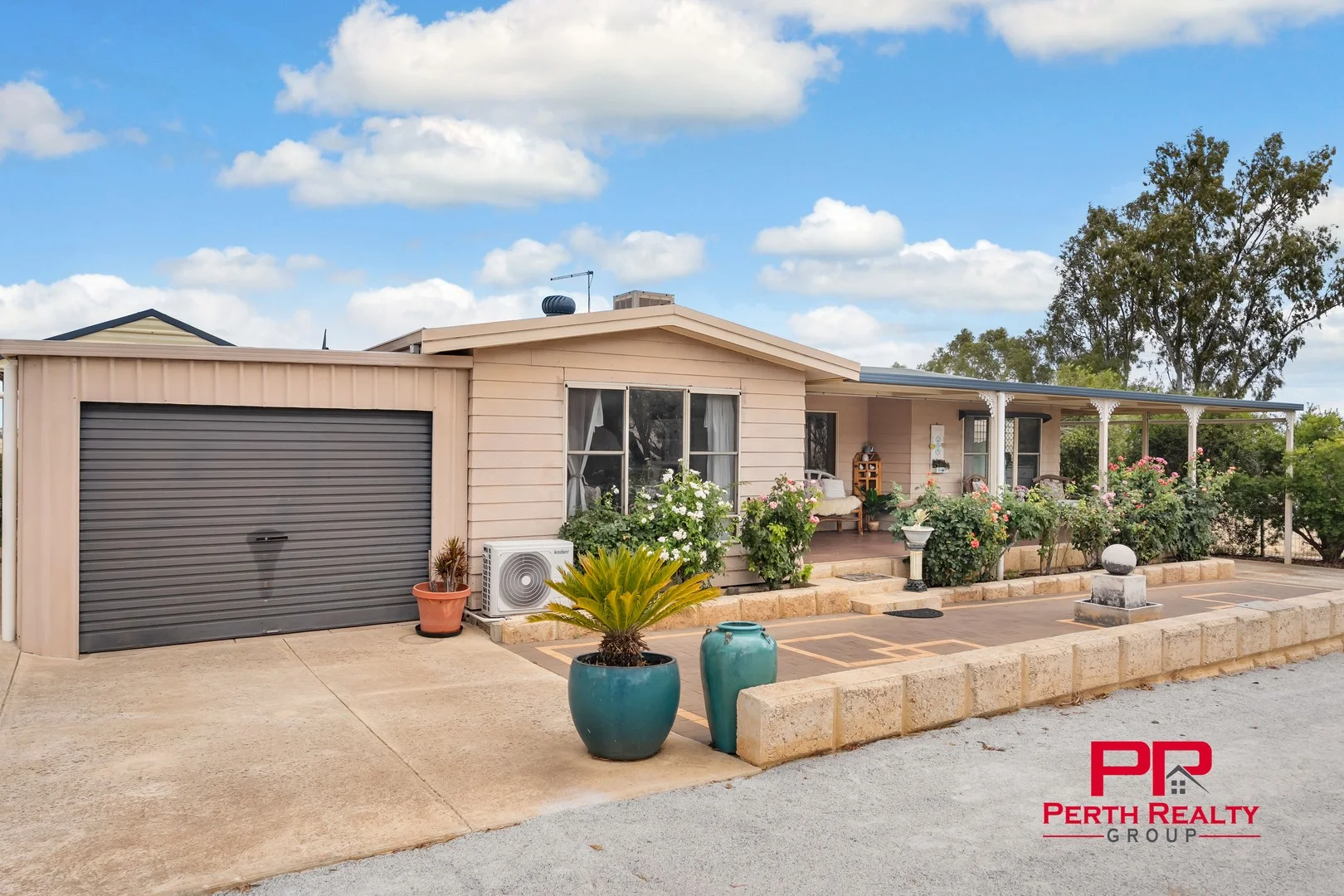 151 North Road, York WA 6302