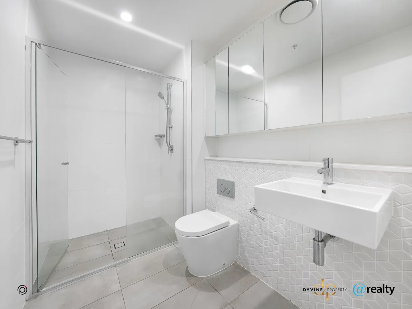 Additional image 5 of 302/15 Railway Parade, Wollongong NSW 2500