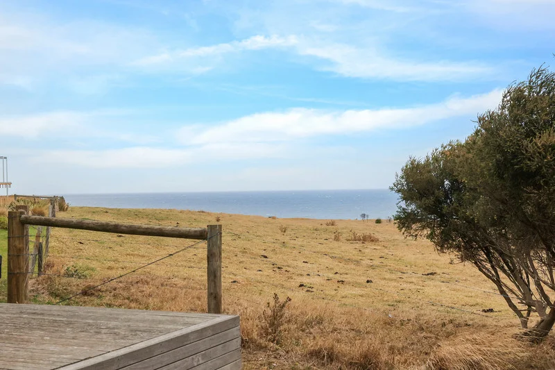 Additional image 2 of 2/4 Sapphire View, San Remo VIC 3925