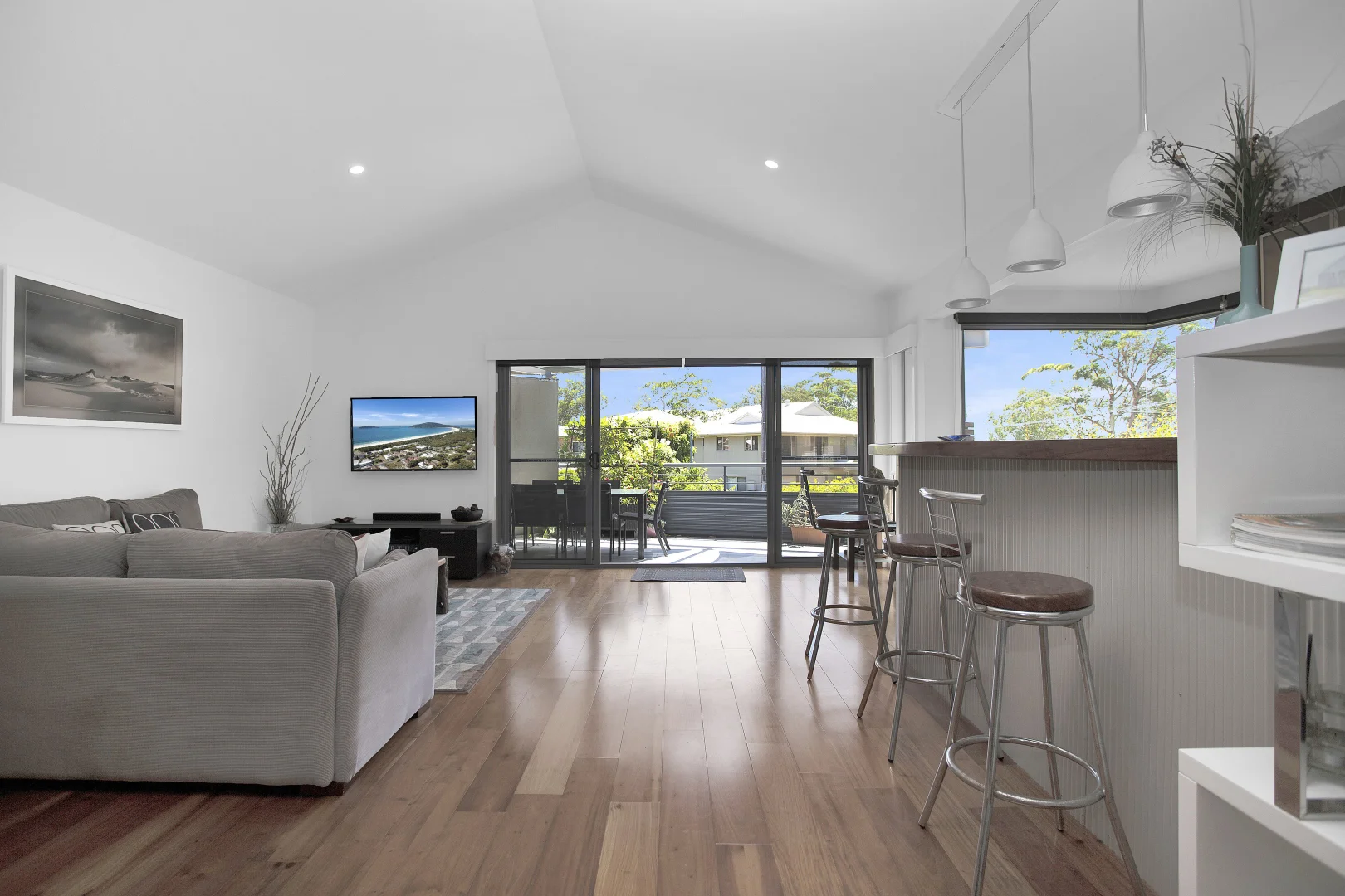 Additional image 3 of 1/6 Muneela Avenue, Hawks Nest NSW 2324