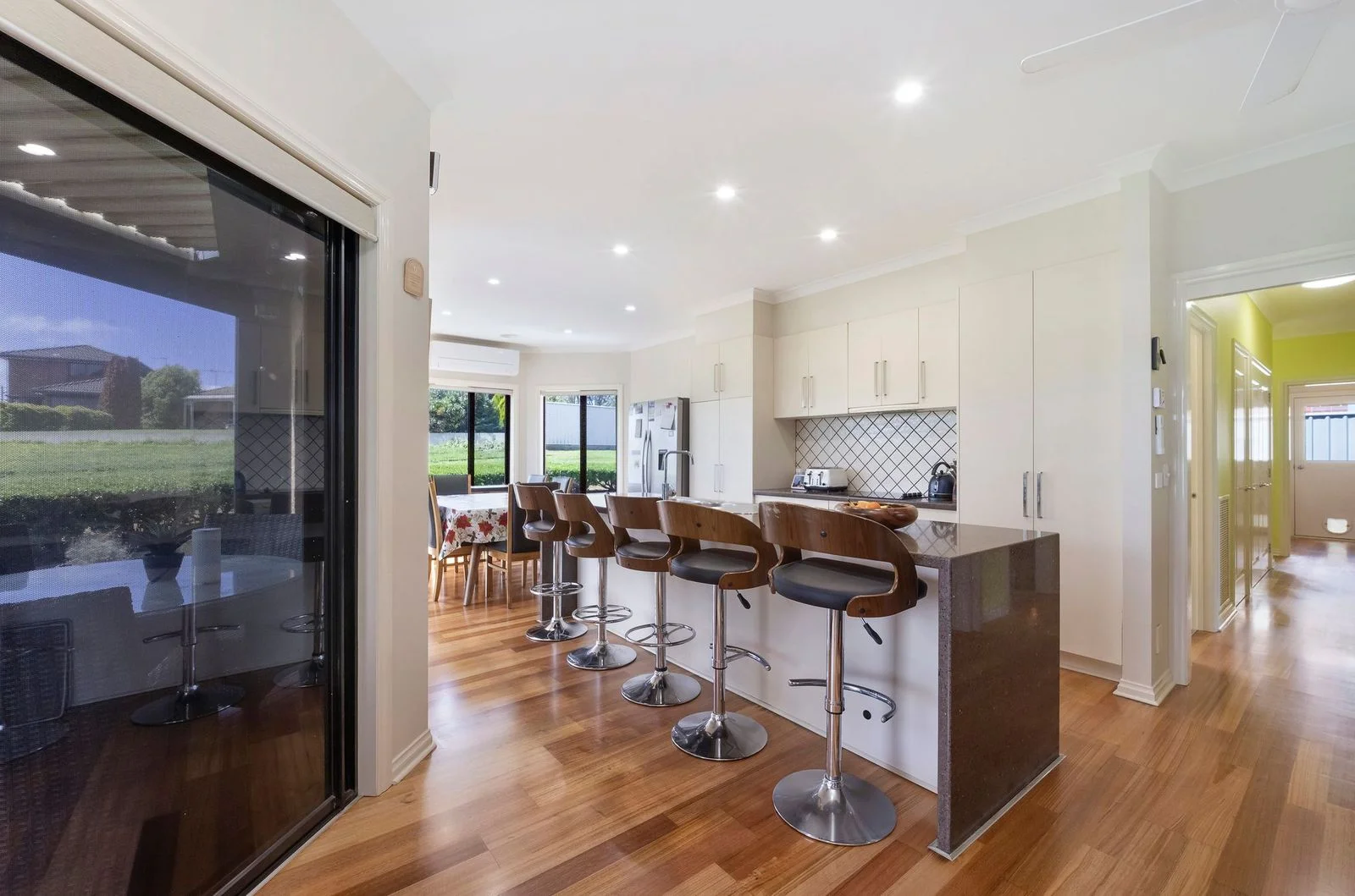 Additional image 5 of 28 Lakeside Court, Hamilton VIC 3300