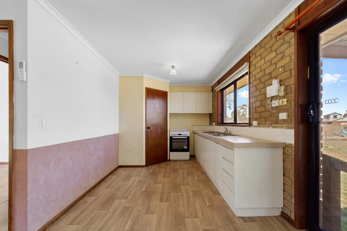 Additional image 4 of 48 Carter Street, Stratford VIC 3862