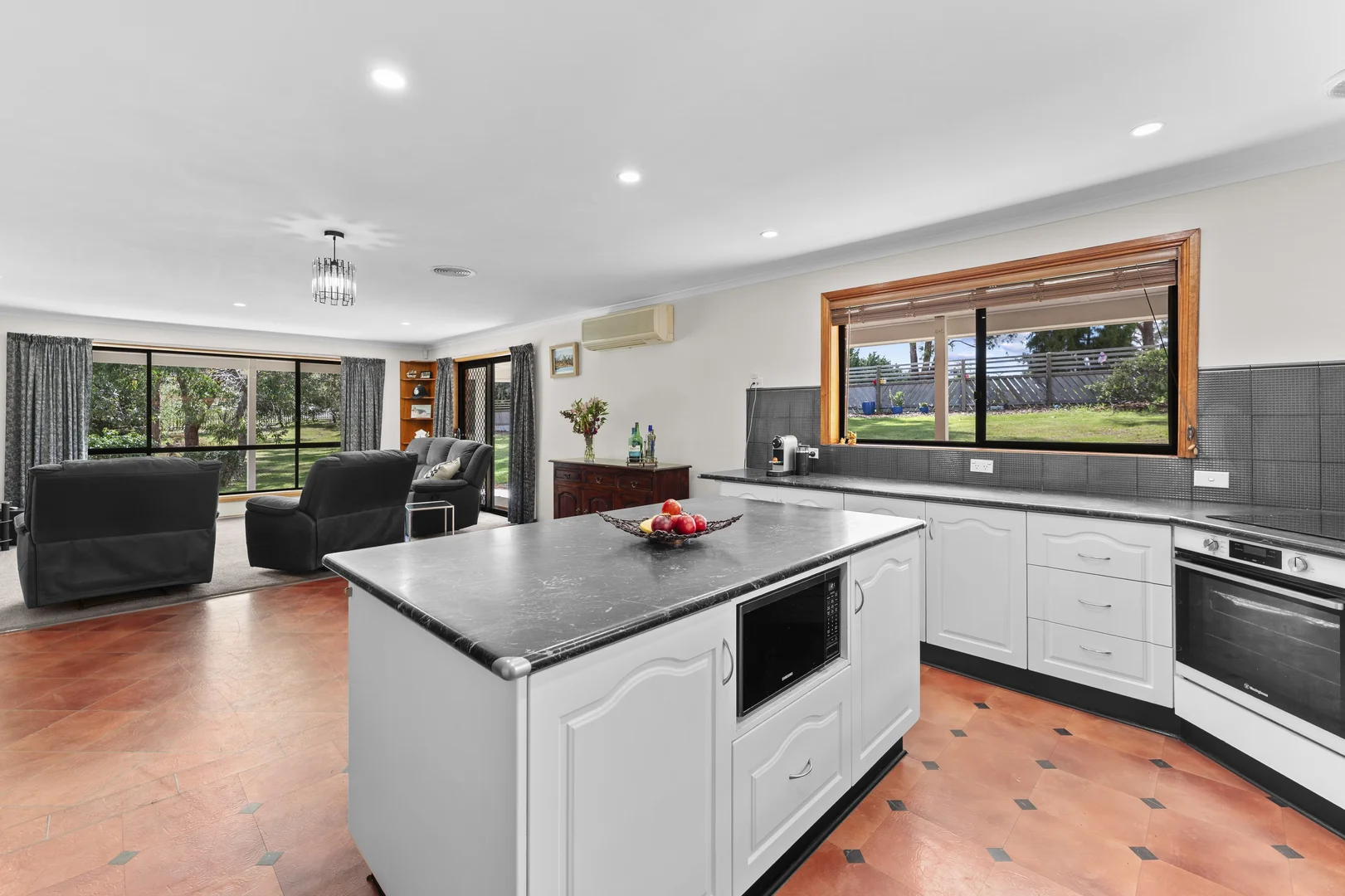 Additional image 7 of 1 Derwent Avenue, Margate TAS 7054