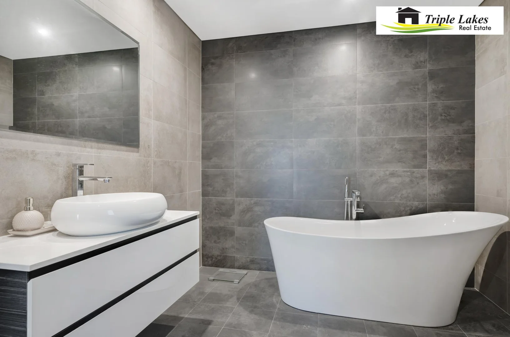 Additional image 46 of 12 Gordon Avenue, Summerland Point NSW 2259