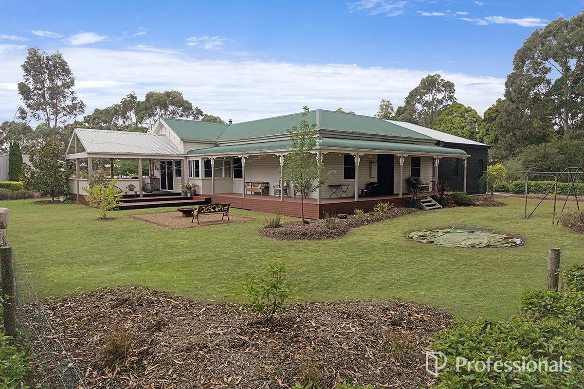 8032 Hamilton - Port Fairy Road, Hamilton VIC 3300