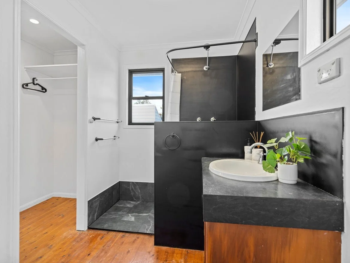 Additional image 11 of 96 Goondool Street, Kooringal QLD 4025