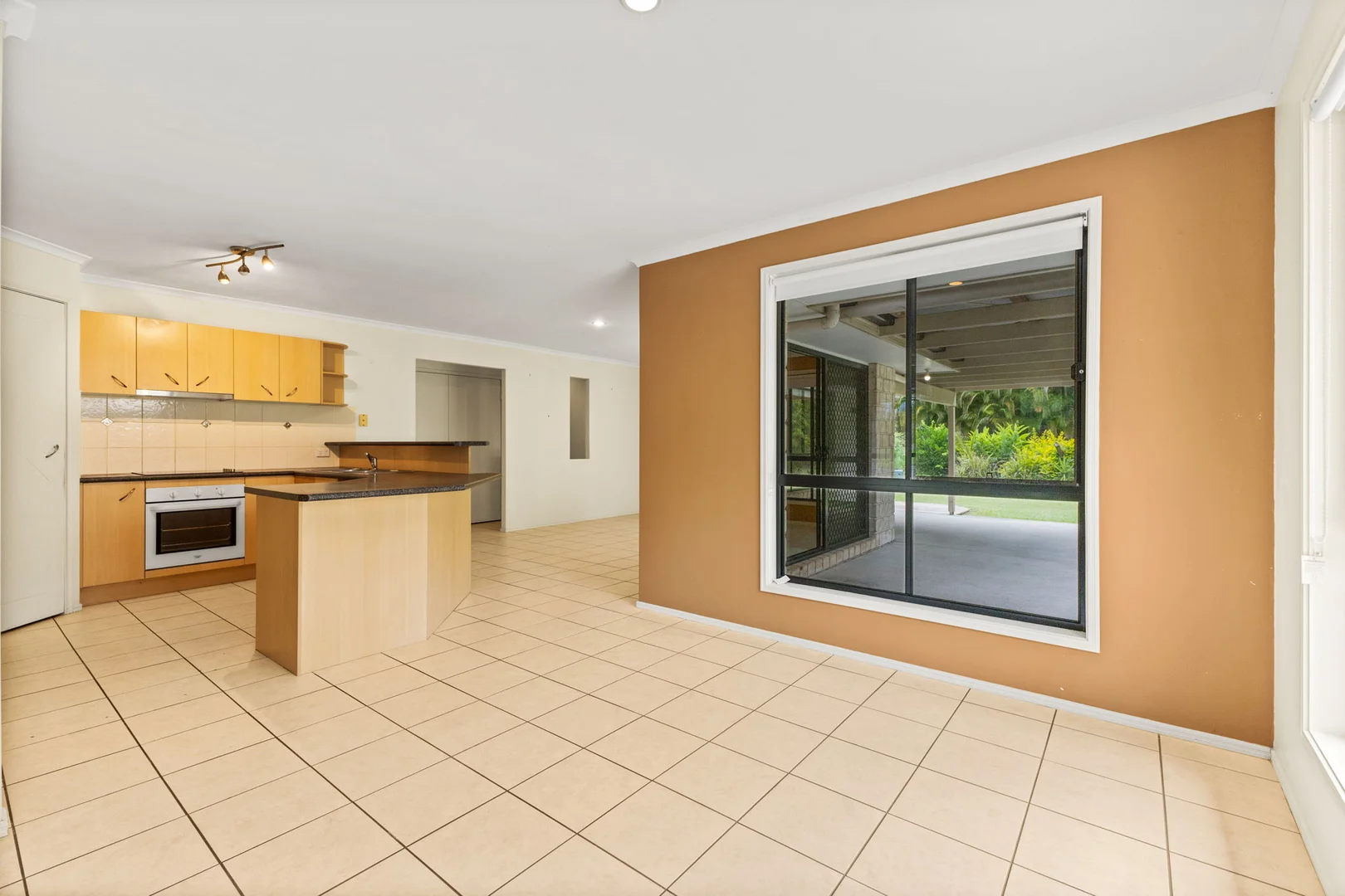 Additional image 9 of 15 Carriage Crescent, Beerburrum QLD 4517