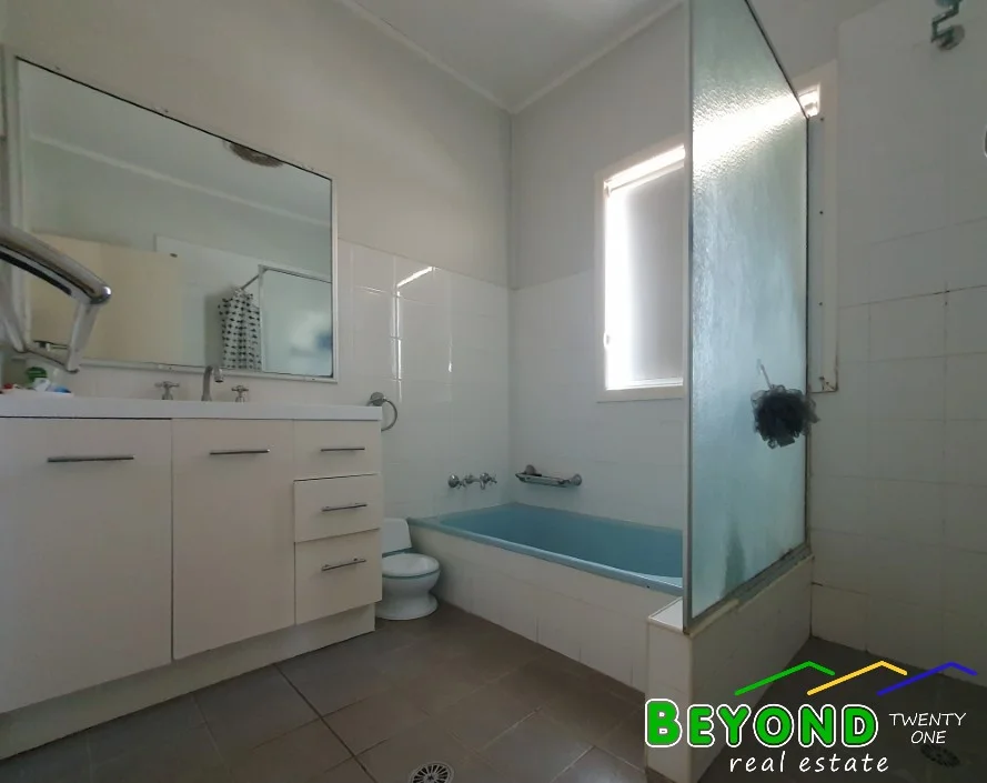 Additional image 8 of 2 Coonamble Terrace, Coonamble NSW 2829