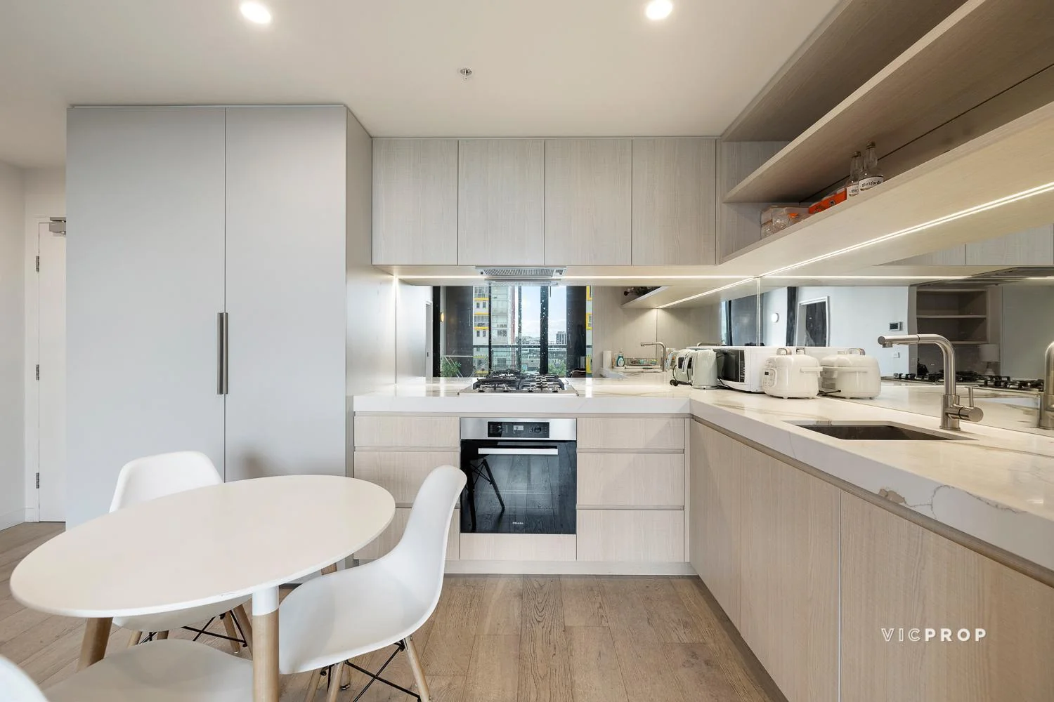 Additional image 3 of 603/393 Spencer Street, West Melbourne VIC 3003