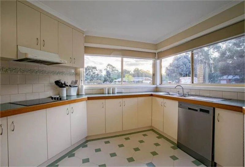 Additional image 7 of 4 River View Court, Echuca VIC 3564