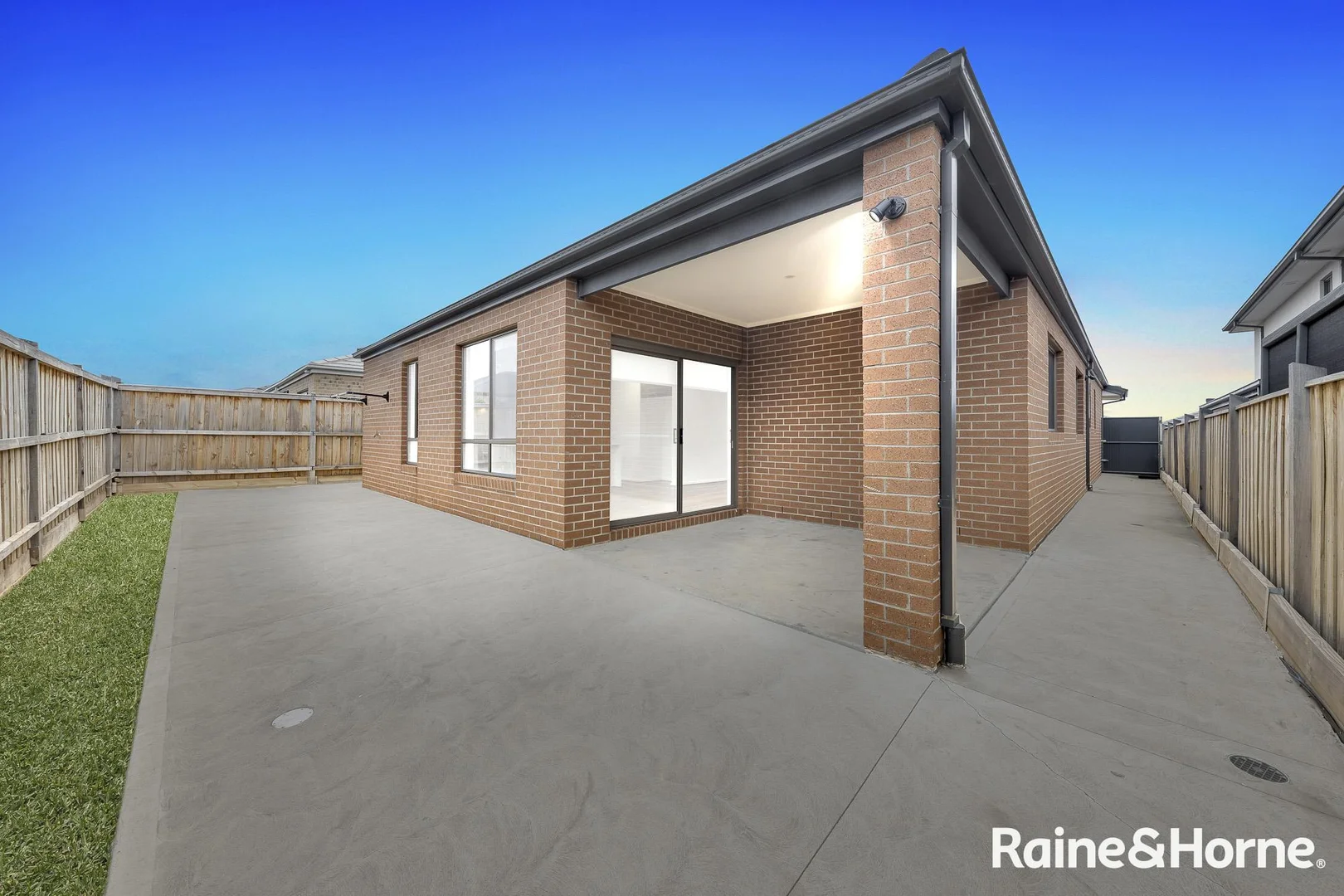 Additional image 15 of 19 Eastgate Street, Fraser Rise VIC 3336