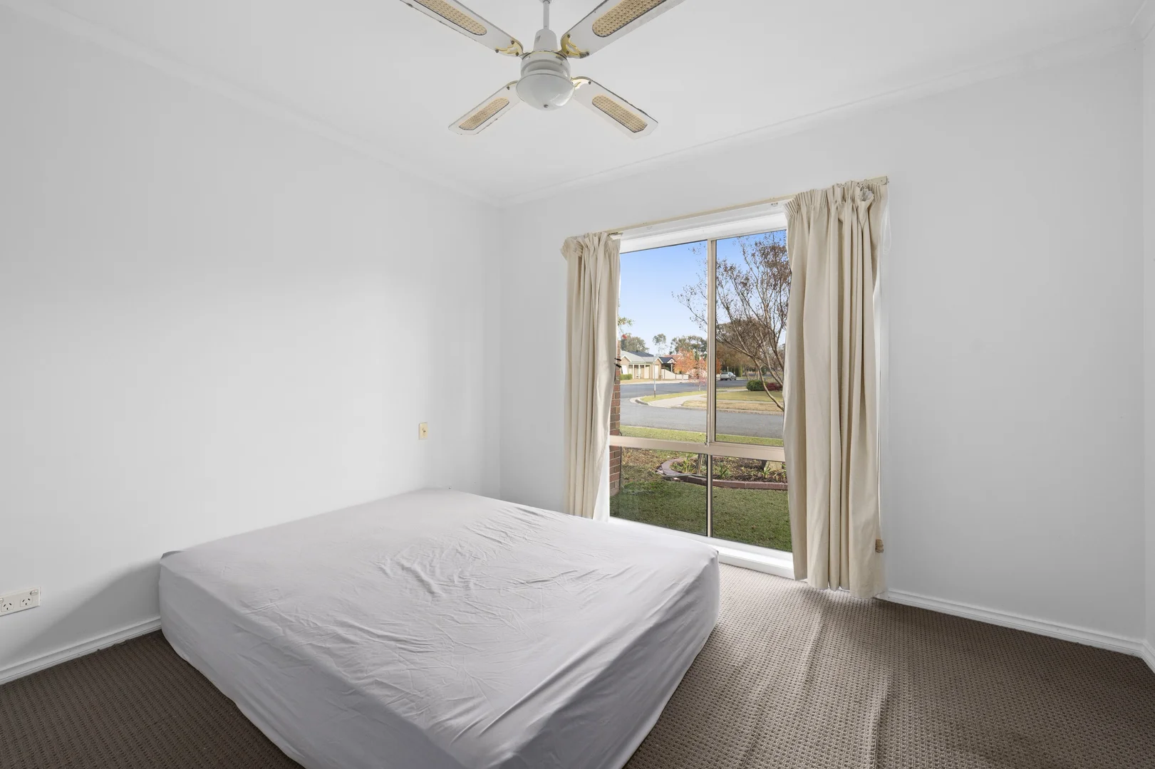 Additional image 7 of 2 Exton Crescent, Benalla VIC 3672