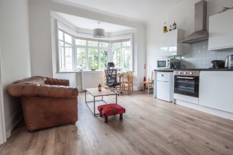Rosemont Road, Finchley Road NW3