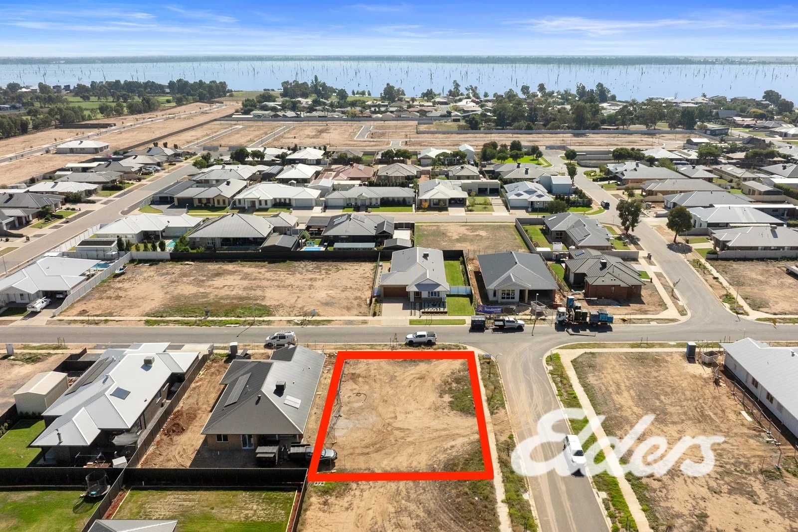 15 Woodlands Drive, Yarrawonga VIC 3730