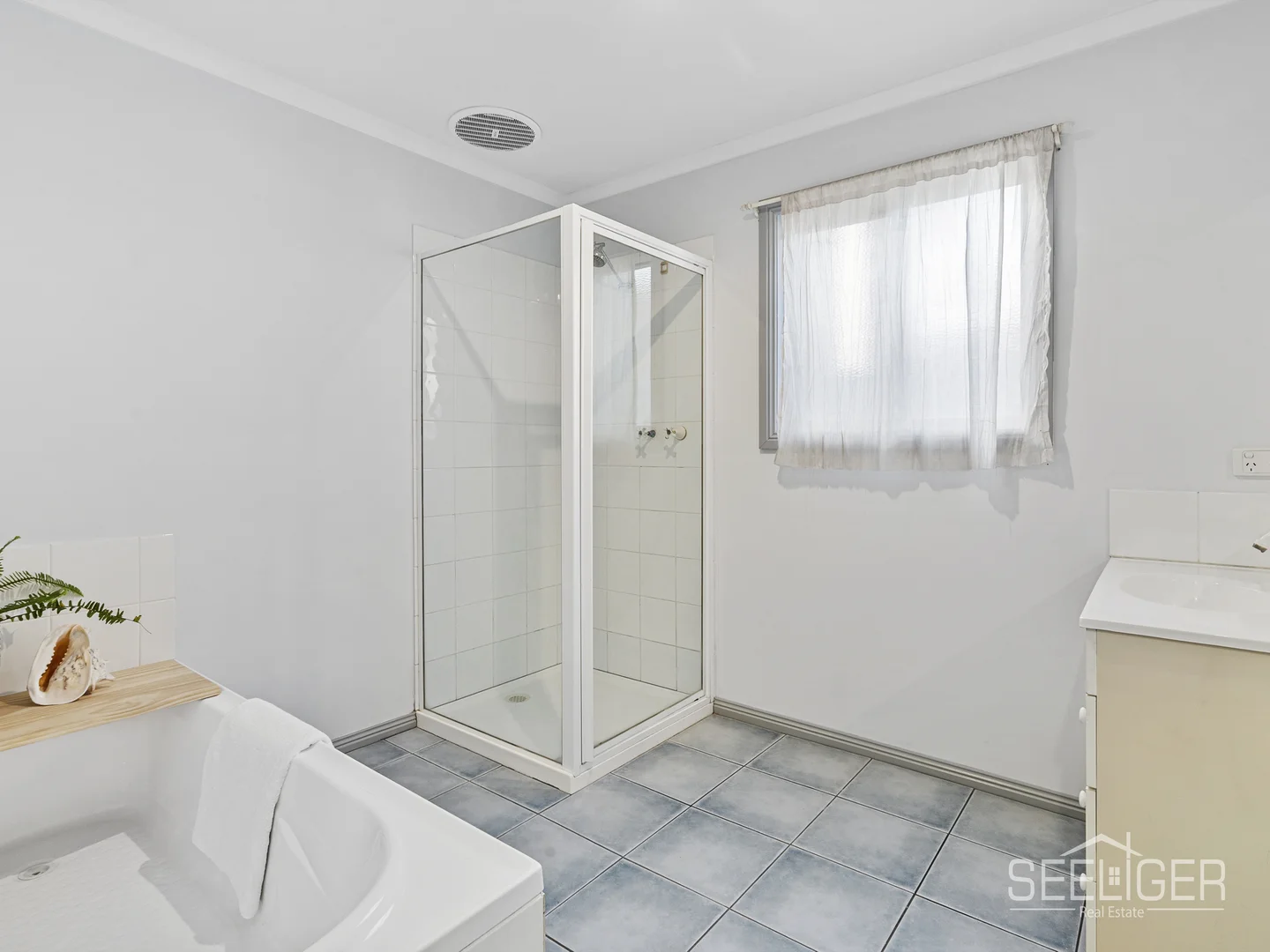 Additional image 10 of 5 Steneker Crescent, Yarrawonga VIC 3730