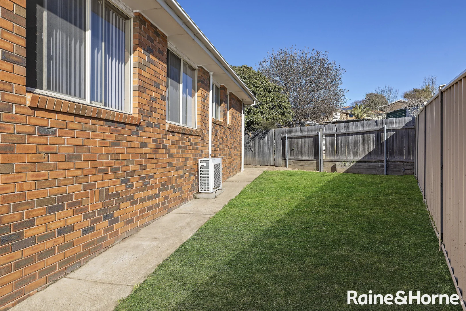 Additional image 10 of 1/15 Mallee Crescent, Queanbeyan NSW 2620