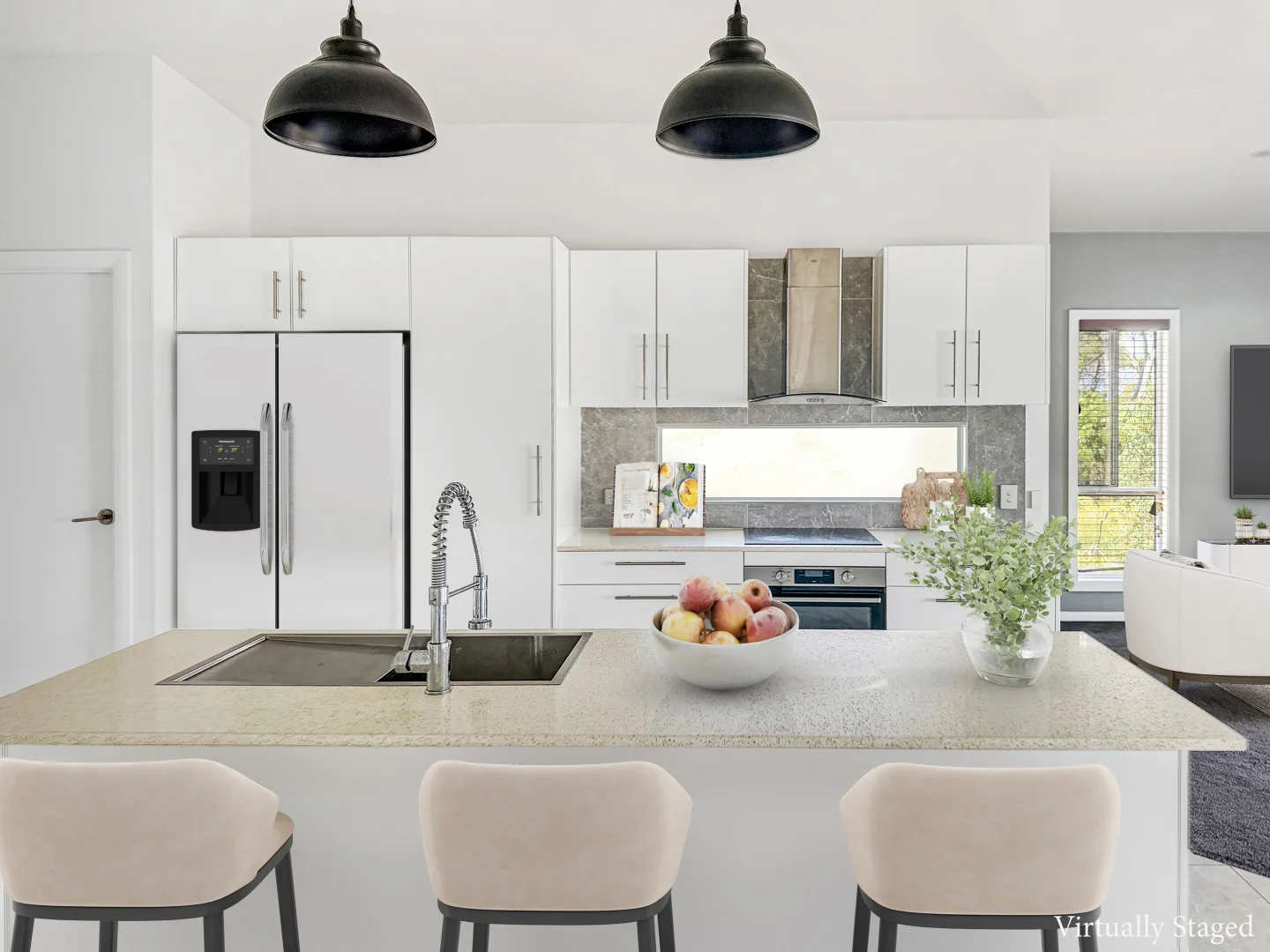 Additional image 3 of 17 High Central Road, Macleay Island QLD 4184