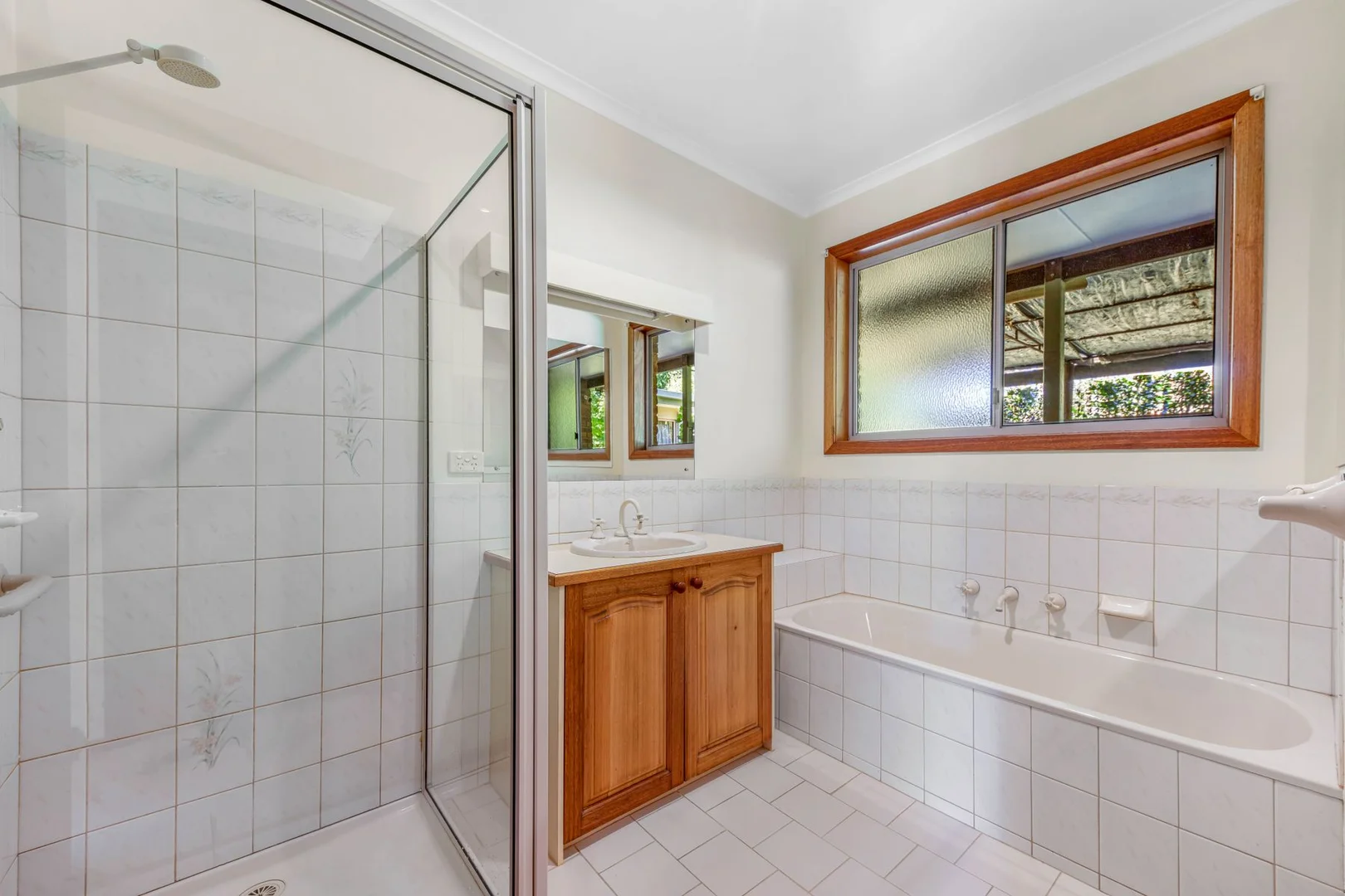 Additional image 19 of 76-78 Station Street, Porepunkah VIC 3740