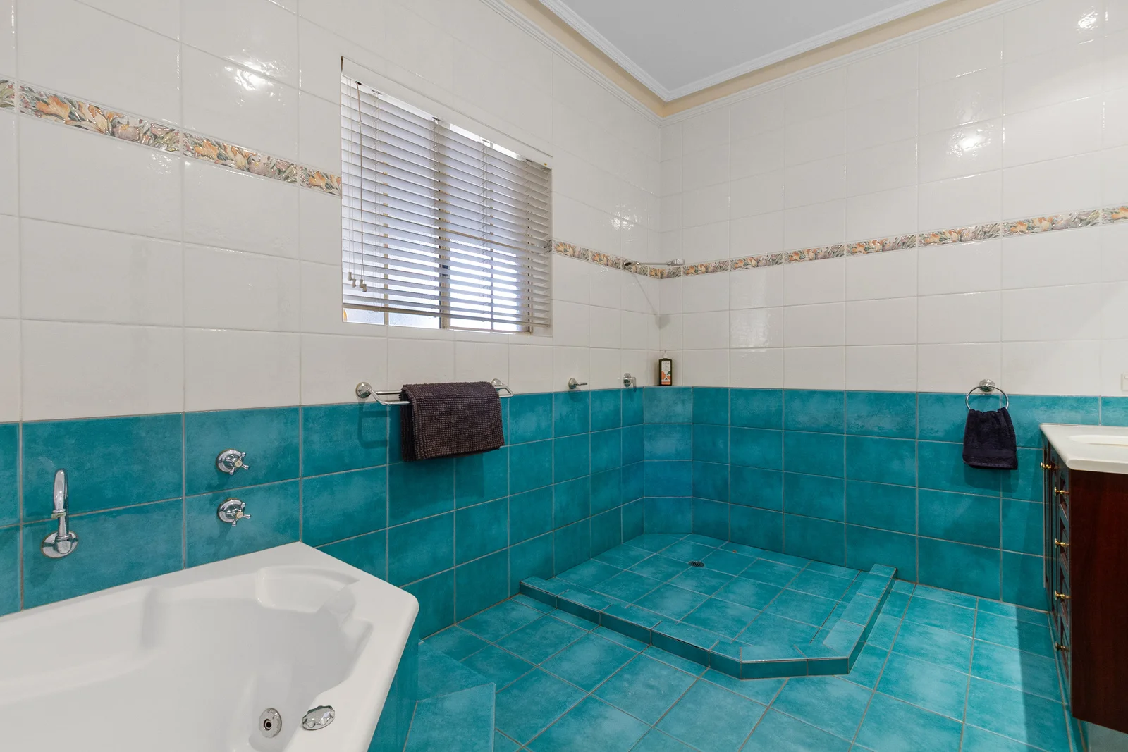 Additional image 19 of 8 New Road, Clare SA 5453