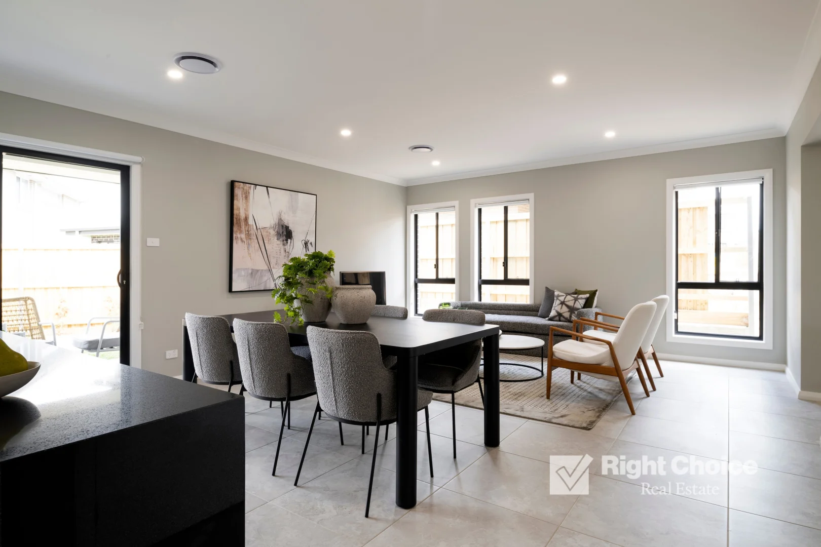 Additional image 10 of 233 Ashburton Drive, Albion Park NSW 2527