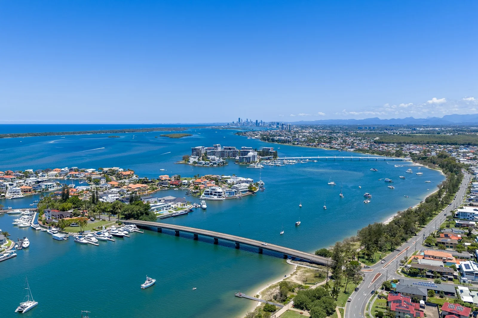 Additional image 28 of 2/19 Killowill Avenue, Paradise Point QLD 4216