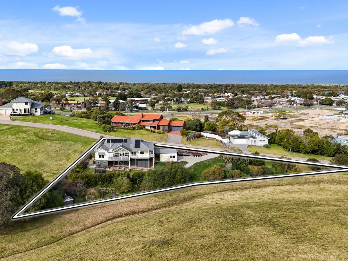 Additional image 10 of 9 Sea-Lakes Close, Lakes Entrance VIC 3909