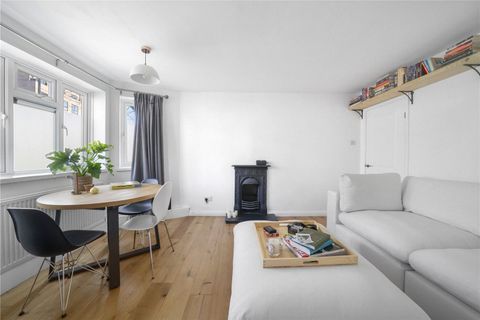 Chestnut Avenue North, London E17