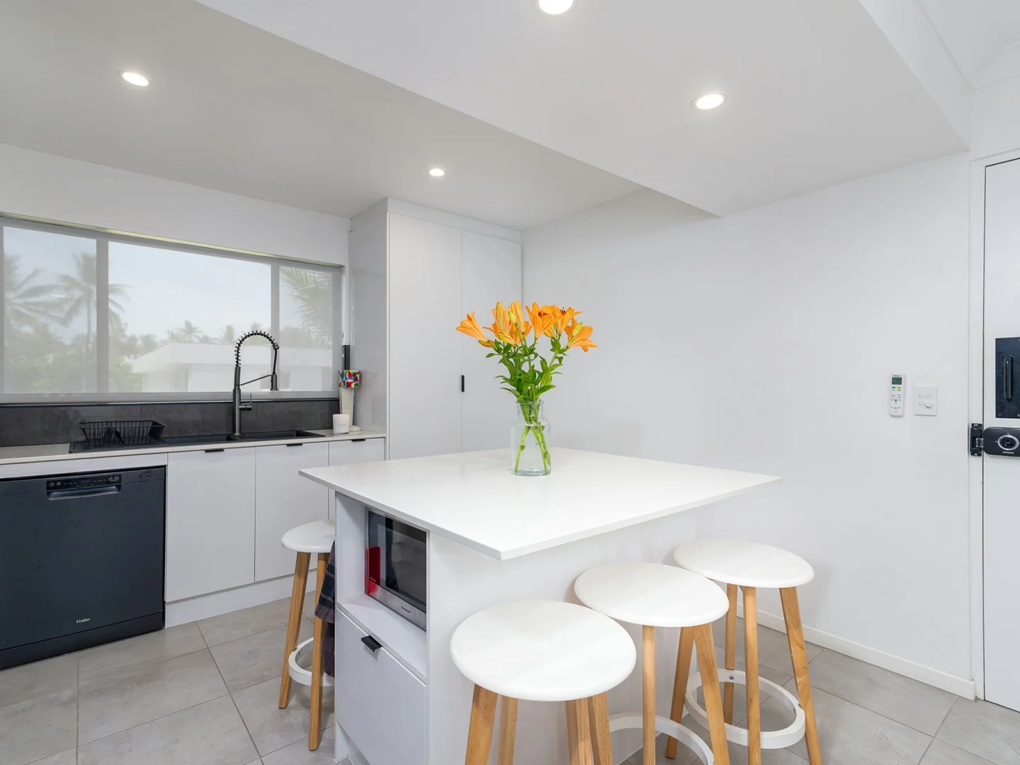 Additional image 4 of 13/10 Davidson Street, Port Douglas QLD 4877