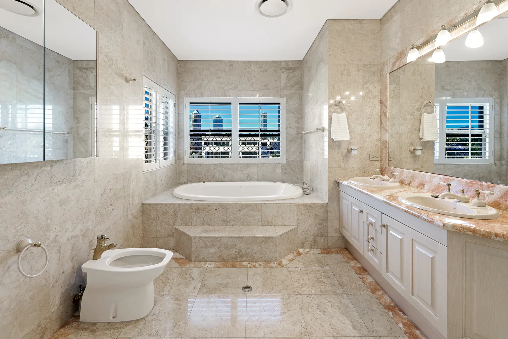 Additional image 27 of 102 Commodore Drive, Paradise Waters QLD 4217